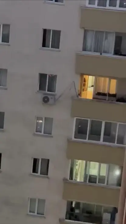 Kağıthane’de 9uncu kattaki evin açık bırakılan penceresinden düşen 1,5 yaşındaki Doruk hayatını kaybetti