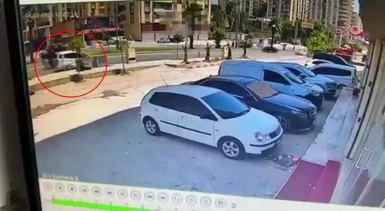 Şırnakta zırhlı araç, takla attı; 2 polis yaralı