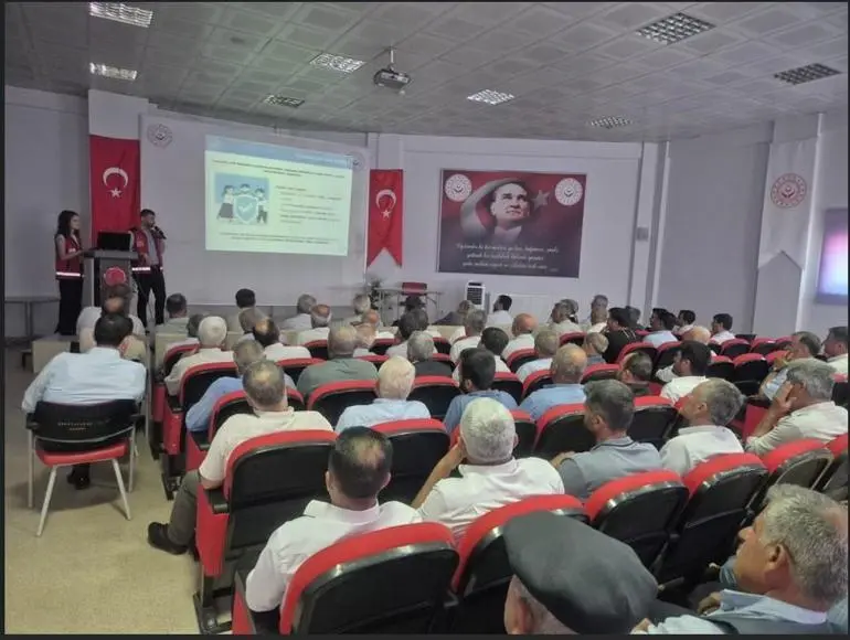 81 ilde 23 bin 150 muhtara sosyal hizmet modelleri anlatıldı