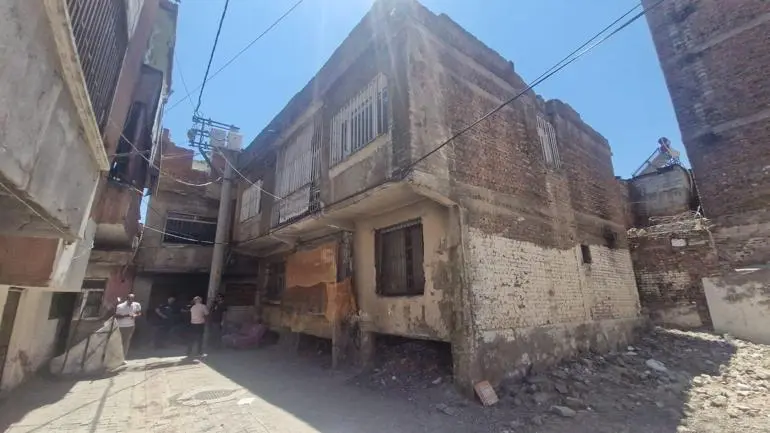 Diyarbakır’da eve silahlı saldırı