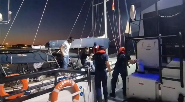 Muğla açıklarında 67 düzensiz göçmen yakalandı