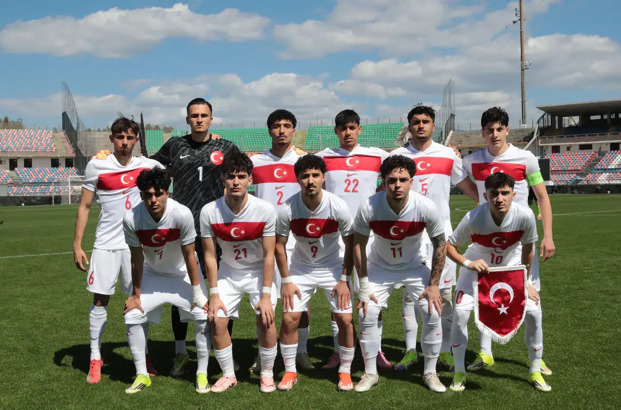 Konyaspor'dan iki oyuncuya Akdeniz Oyunları için milli davet