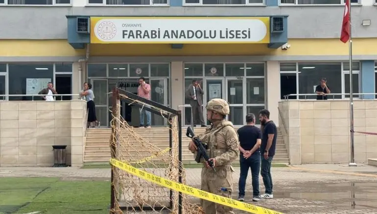 Okul bahçesinde tartıştığı öğretmen amcasını öldürdü