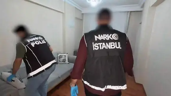 Bayrampaşa’da düzenlenen operasyonda 486 kilo 450 gram uyuşturucu madde ele geçirildi