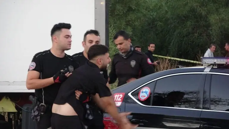 Doğum gününde tabancayla vurulmuş halde ölü bulundu; kardeşi ‘Abim’ diye feryat etti