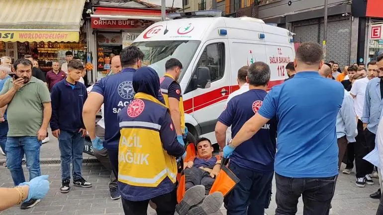 Fatih’te döviz bürosunda silahlı kavga: 3 ölü, 1 yaralı