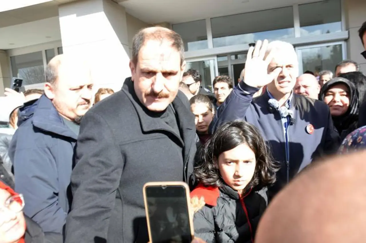 Ardahan’a atanan Vali Çiçekli, Karaman’a veda etti