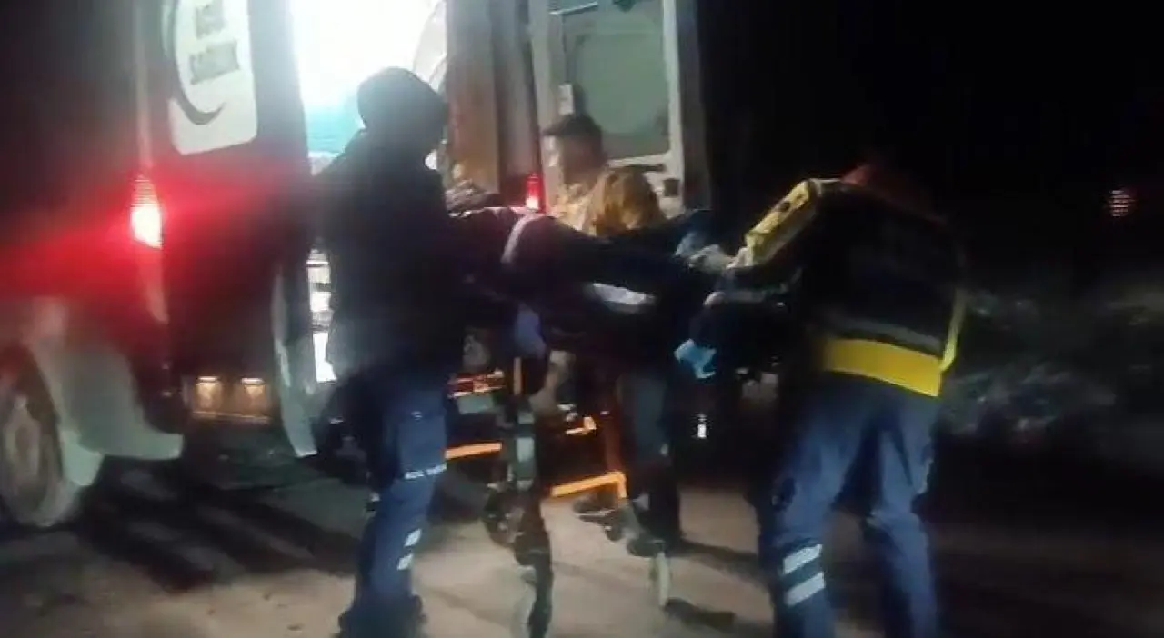 Çorumda husumetlisini tabancayla vurarak ağır yaraladı