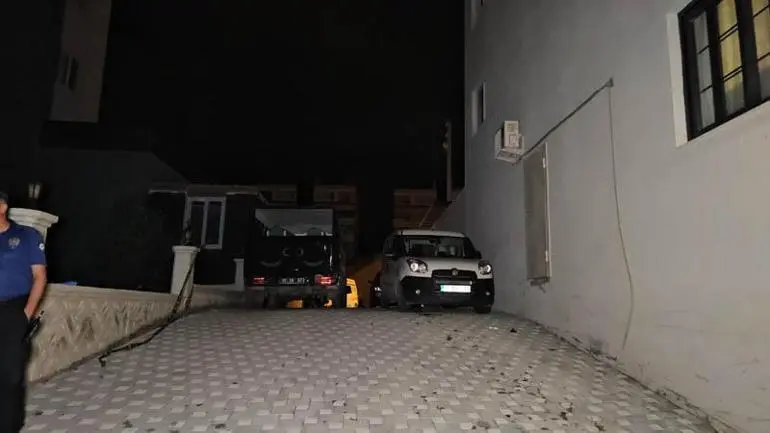 Sevgilisinin eski kocasından kaçmak isterken 3üncü kattan düşüp, yaşamını yitirdi