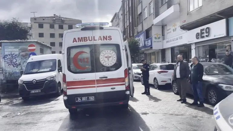 Güngörende tramvayın minibüse çarptığı kaza kamerada