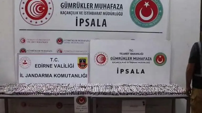 İpsala Sınır Kapısı’nda 17 bin 121 uyuşturucu hap ele geçirildi