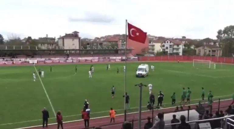 Maç sırasında kalp krizi geçirdi