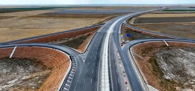 Bakan Uraloğlu: Konya Çevre Yolunun Aksaray-Adana arasını bu yıl tamamlamayı hedefliyoruz