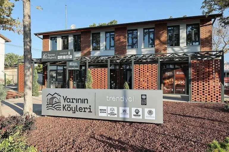 Yarının Köyleri’nin 6ncı dijital merkezi, Konyada açıldı
