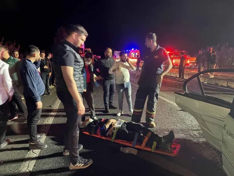 Aydında kaza bölgesine giren otomobil, ikinci kazaya neden oldu: 1’i ağır 12 yaralı