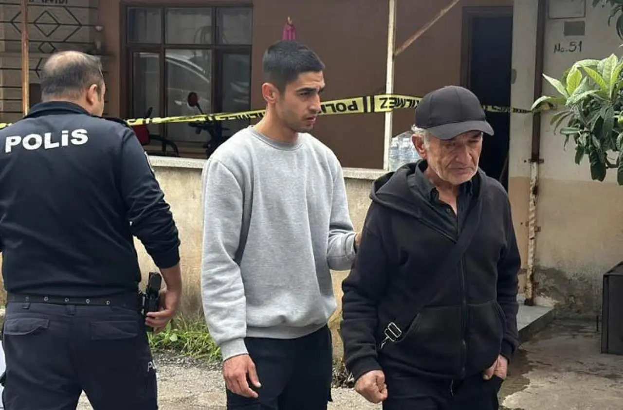 Oğlu evde ölü bulunan annenin feryadı: Anacığım kalk, torunun geliyor