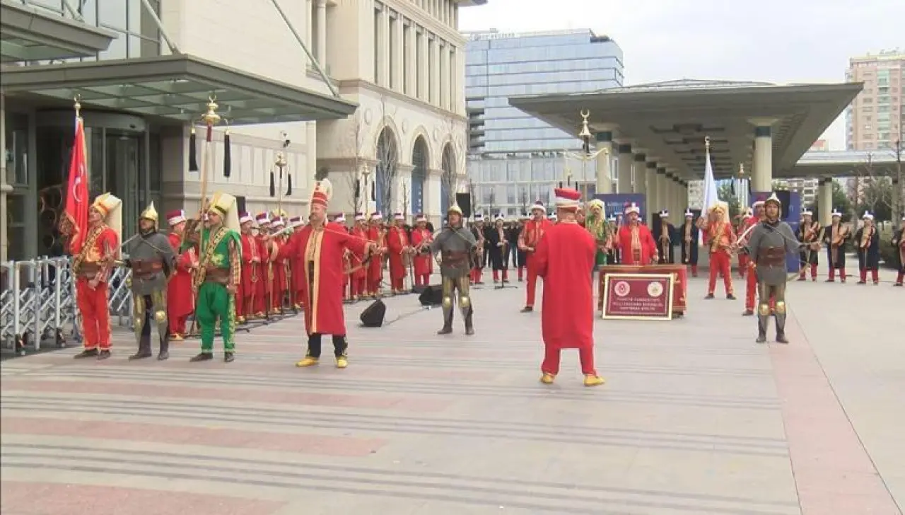 Cumhurbaşkanlığı Külliyesinde ramazan korteji