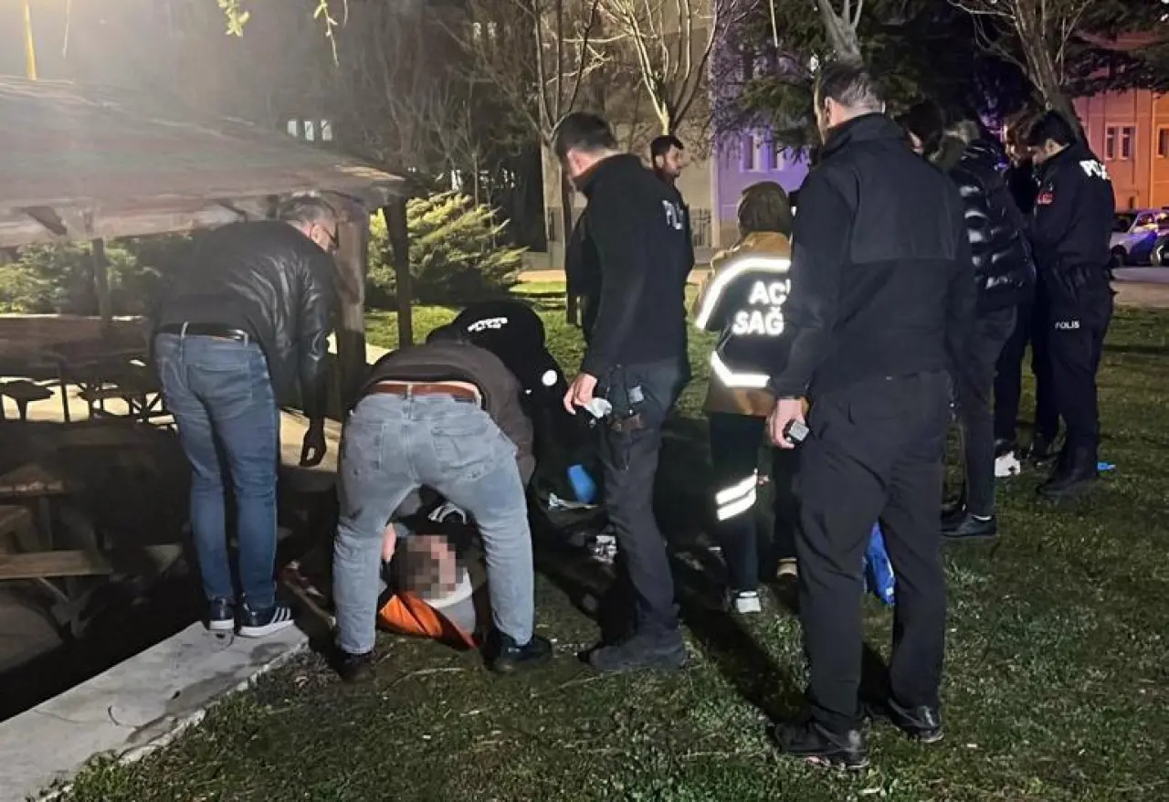 Nevşehir’de parkta bıçaklı kavga: 3 yaralı