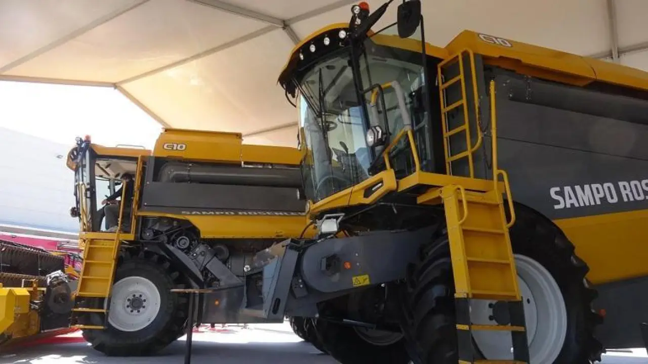 Sampo Rosenlew biçerdöverleri Türk çiftçisiyle buluştu