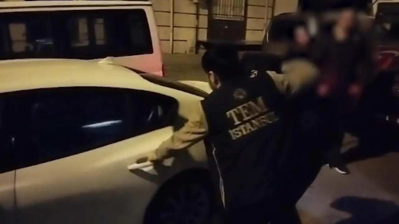 İstanbulda DEAŞ operasyonu: 17 gözaltı